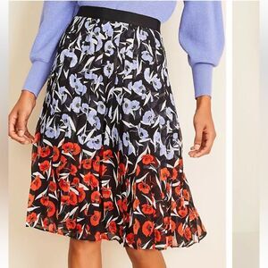 Ann Taylor Petite Multicolored Poppy Pleated Skirt Size 10P